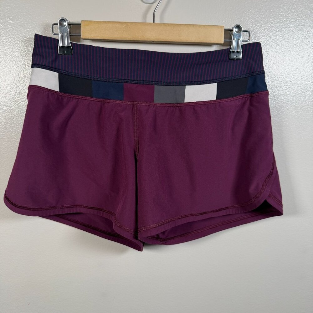 Lululemon Groovy Run Shorts Plum Pow Stripe Angel Size 6 Athletic Workout Gym